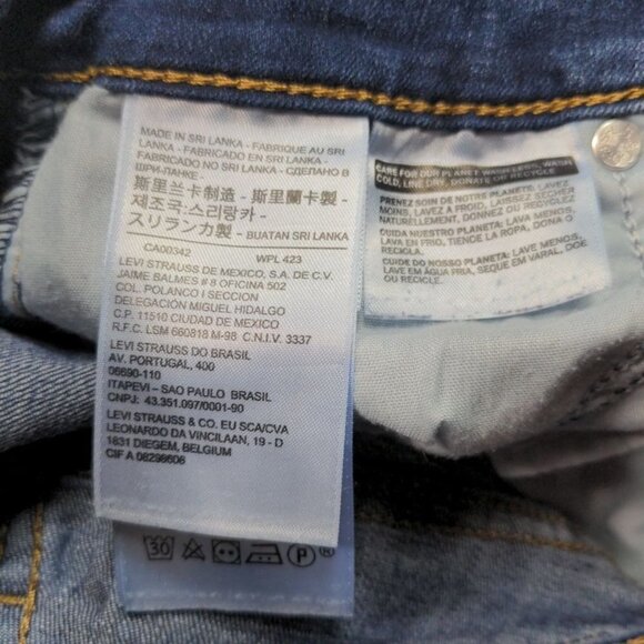 Levi's 721 Women's High Rise Skinny Jeans Size 26 Medium Wash Denim Casual - Picture 6 of 9
